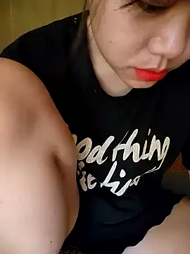 Snapshot of Misu-u chatting on October 10, 2025, 6:58 am Misu-u online show from October 10, 2025, 6:58 am