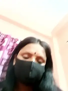 Snapshot of Megla879 chatting on October 22, 2025, 8:30 pm Megla879 online show from October 22, 2025, 8:30 pm