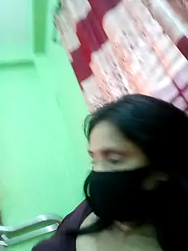 Snapshot of Megla879 chatting on November 17, 2025, 10:52 am Megla879 online show from November 17, 2025, 10:52 am