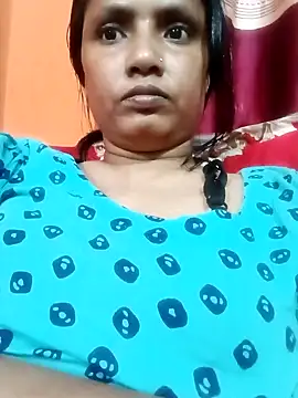 Snapshot of Megla879 chatting on December 16, 2025, 12:59 am Megla879 online show from December 16, 2025, 12:59 am