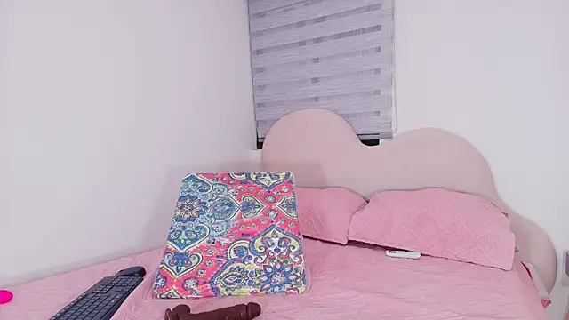 Snapshot of lu_mystic chatting on December 5, 2025, 12:04 pm lu mystic online show from December 5, 2025, 12:04 pm