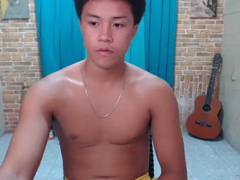 ur naughtyboy patrick online show from December 14, 2025, 1:49 pm