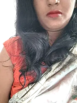 Snapshot of Janu-hasena chatting on November 6, 2025, 5:50 pm Janu-hasena online show from November 6, 2025, 5:50 pm