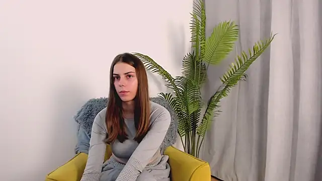 ElaineRothwell online show from October 11, 2025, 3:24 pm