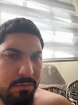 Snapshot of Pollo0215 chatting on July 27, 2026, 1:29 pm Pollo0215 online show from July 27, 2026, 1:29 pm