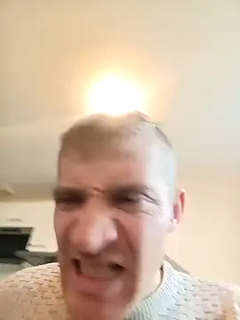 Snapshot of _Gabriela_5Live chatting on November 22, 2025, 1:32 pm Gabriela 5Live online show from November 22, 2025, 1:32 pm