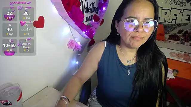 Miss  kendra  online show from February 24, 2026, 2:23 am