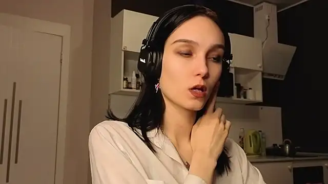 Aurisinst online show from April 7, 2026, 5:26 pm