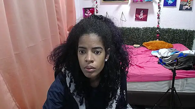 thianahorny online show from June 2, 2026, 1:11 pm