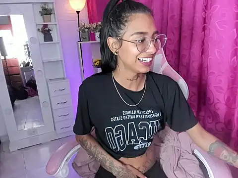 KarlaSlutSkinny   online show from April 15, 2026, 7:58 pm