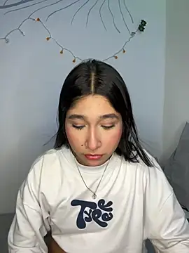 Snapshot of Ariasex_ chatting on November 27, 2025, 11:16 pm Ariasex online show from November 27, 2025, 11:16 pm