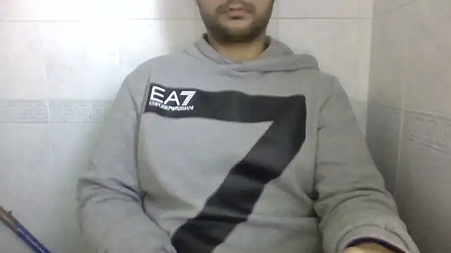 Snapshot of sci69 chatting on December 4, 2025, 2:16 pm sci69 online show from December 4, 2025, 2:16 pm