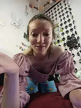 Lucy colee online show from October 24, 2025, 12:26 pm