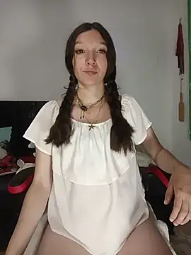 Lucy colee online show from February 23, 2026, 5:13 pm