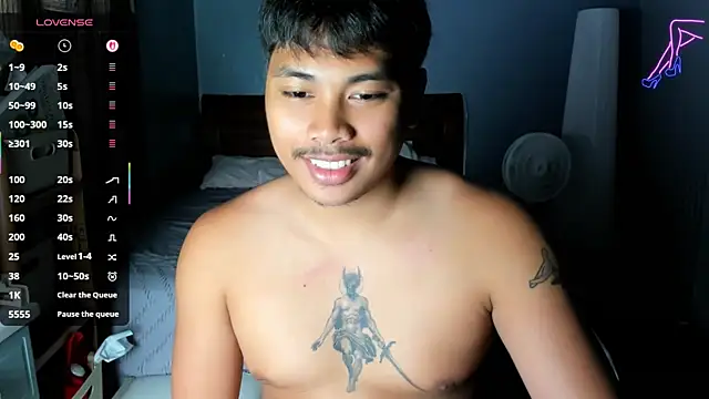 LuisitoJuancho55 online show from October 30, 2025, 8:45 am