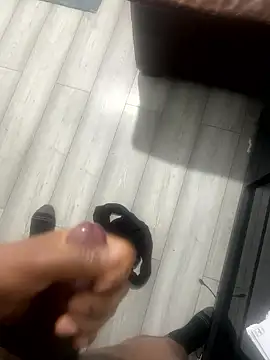 j ratid online show from January 8, 2026, 7:09 pm