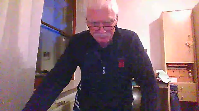 Snapshot of super-snoopy chatting on December 5, 2025, 3:43 pm super-snoopy online show from December 5, 2025, 3:43 pm