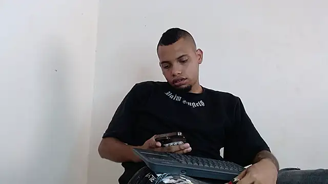 drako monster online show from April 19, 2026, 5:47 pm