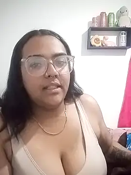 Snapshot of Susana_la_poderosa chatting on October 10, 2025, 3:40 am Susana la poderosa online show from October 10, 2025, 3:40 am