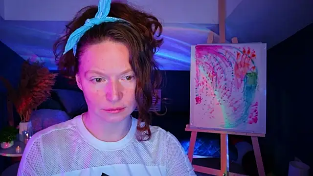 AuroraBorealis   online show from November 12, 2025, 7:56 am