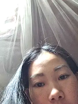 Snapshot of gio-thu chatting on February 2, 2026, 11:20 am gio-thu online show from February 2, 2026, 11:20 am