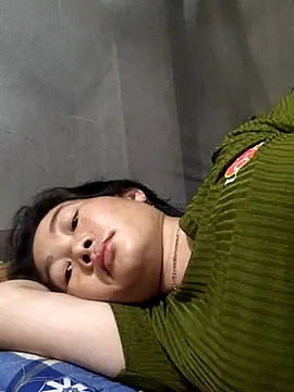 Snapshot of gio-thu chatting on July 8, 2026, 10:05 am gio-thu online show from July 8, 2026, 10:05 am