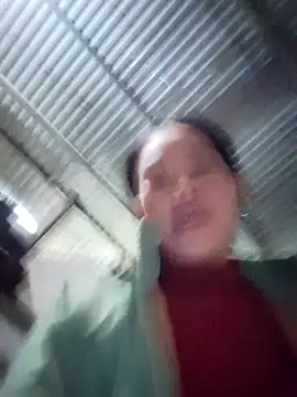 Snapshot of gio-thu chatting on December 23, 2025, 12:33 am gio-thu online show from December 23, 2025, 12:33 am