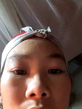 Snapshot of gio-thu chatting on January 9, 2026, 4:25 pm gio-thu online show from January 9, 2026, 4:25 pm