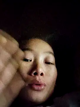 Snapshot of gio-thu chatting on October 24, 2025, 2:10 am gio-thu online show from October 24, 2025, 2:10 am