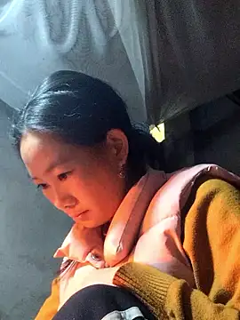 Snapshot of gio-thu chatting on January 10, 2026, 5:25 am gio-thu online show from January 10, 2026, 5:25 am