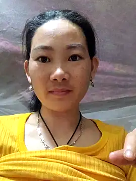 gio-thu online show from April 18, 2026, 11:56 am