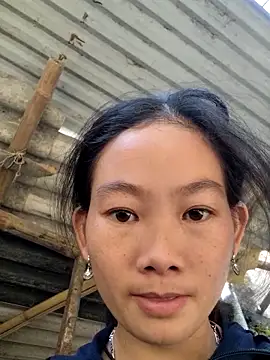 Snapshot of gio-thu chatting on November 24, 2025, 5:40 am gio-thu online show from November 24, 2025, 5:40 am