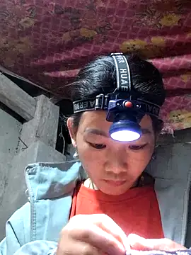 Snapshot of gio-thu chatting on March 4, 2026, 12:13 pm gio-thu online show from March 4, 2026, 12:13 pm