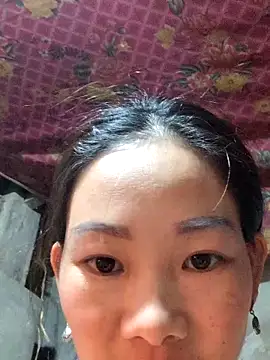 Snapshot of gio-thu chatting on February 11, 2026, 10:26 am gio-thu online show from February 11, 2026, 10:26 am