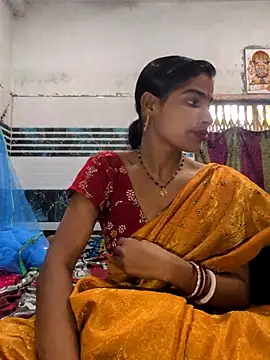 funnight4ubaby8456 online show from March 31, 2026, 9:33 am