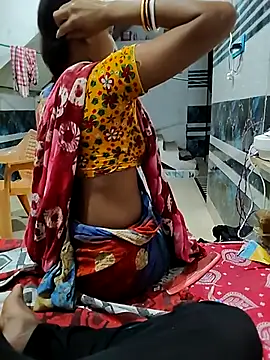 Snapshot of funnight4ubaby8456 chatting on February 25, 2026, 5:24 pm funnight4ubaby8456 online show from February 25, 2026, 5:24 pm