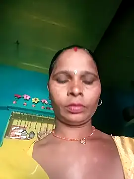 Snapshot of Rt_shreya chatting on November 1, 2025, 9:14 am Rt shreya online show from November 1, 2025, 9:14 am