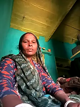 Snapshot of Rt_shreya chatting on November 9, 2025, 5:11 am Rt shreya online show from November 9, 2025, 5:11 am