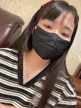 Snapshot of Ha_2660 chatting on November 18, 2025, 4:32 pm Ha 2660 online show from November 18, 2025, 4:32 pm