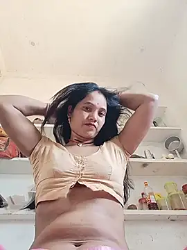 Snapshot of Cuty_tanya chatting on May 24, 2026, 3:39 am Cuty tanya online show from May 24, 2026, 3:39 am