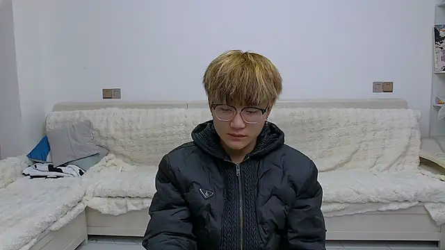 Snapshot of KK-cuteboy chatting on February 19, 2026, 11:07 am KK-cuteboy online show from February 19, 2026, 11:07 am