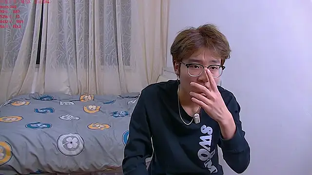 Snapshot of KK-cuteboy chatting on December 23, 2025, 10:14 am KK-cuteboy online show from December 23, 2025, 10:14 am