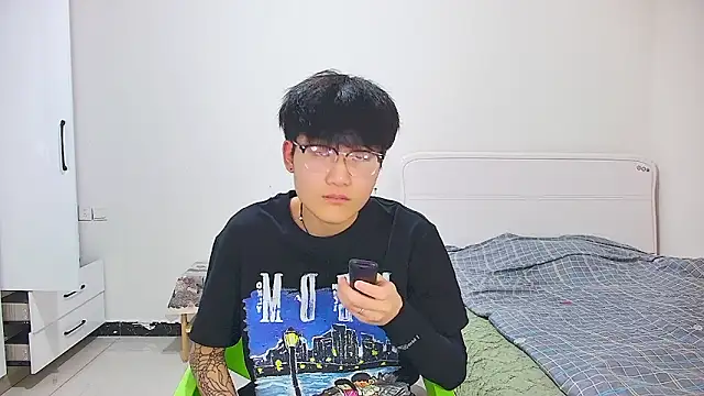 Snapshot of KK-cuteboy chatting on April 26, 2026, 11:51 am KK-cuteboy online show from April 26, 2026, 11:51 am
