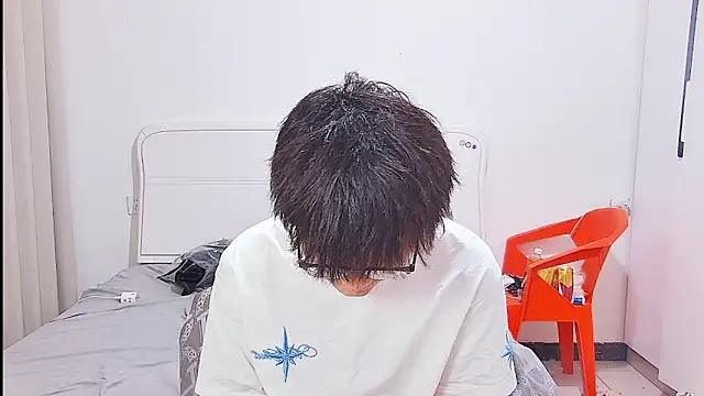 Snapshot of KK-cuteboy chatting on June 19, 2026, 12:11 pm KK-cuteboy online show from June 19, 2026, 12:11 pm