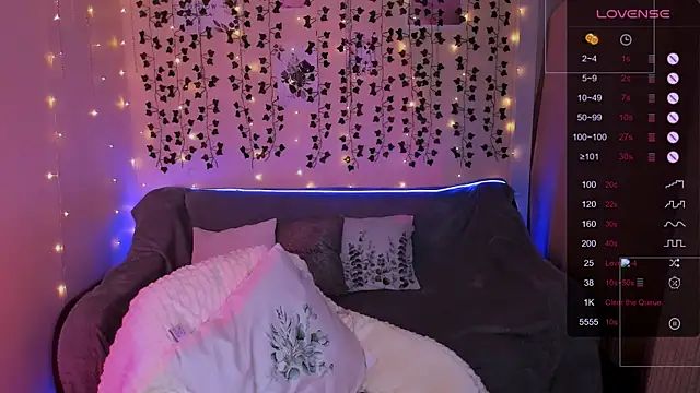 Evaa Braunn online show from January 13, 2026, 2:15 am