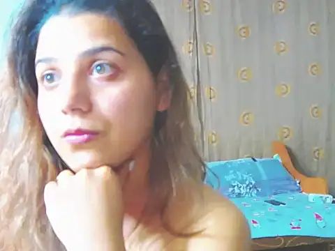 MadisonCharm online show from April 19, 2026, 8:11 pm