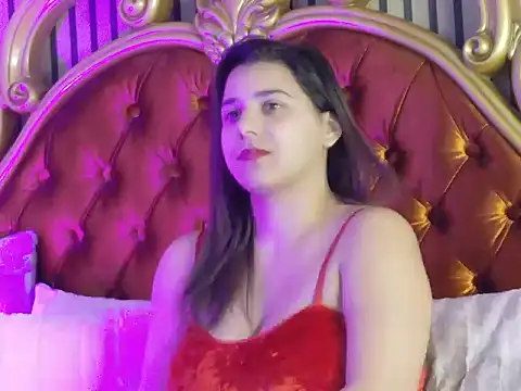 MadisonCharm online show from January 19, 2026, 7:56 am