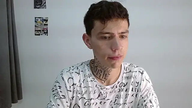 Snapshot of hot_teo_ chatting on December 1, 2025, 11:22 am hot teo online show from December 1, 2025, 11:22 am