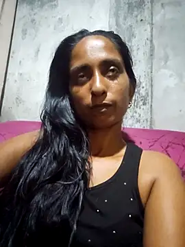 Snapshot of dreamerrrrr1 chatting on November 30, 2025, 4:02 am dreamerrrrr1 online show from November 30, 2025, 4:02 am