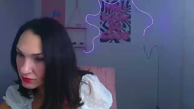 Rosie Rosee online show from March 8, 2026, 12:30 pm